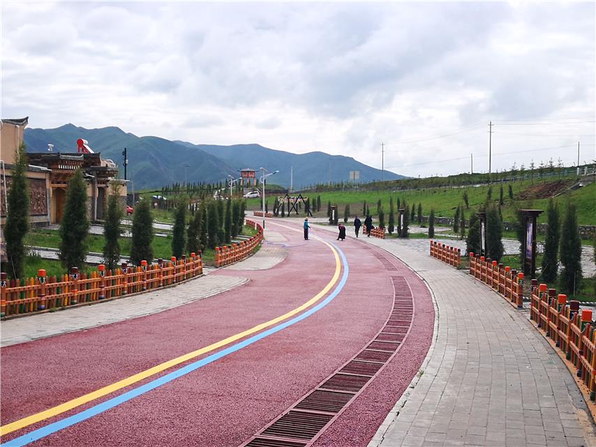 甘肅甘南州夏河縣安果村：吃上“旅游”飯，安心奔小康