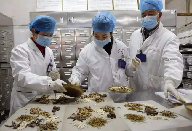 新冠肺炎疫情人物同防市民如何做？請看這里！