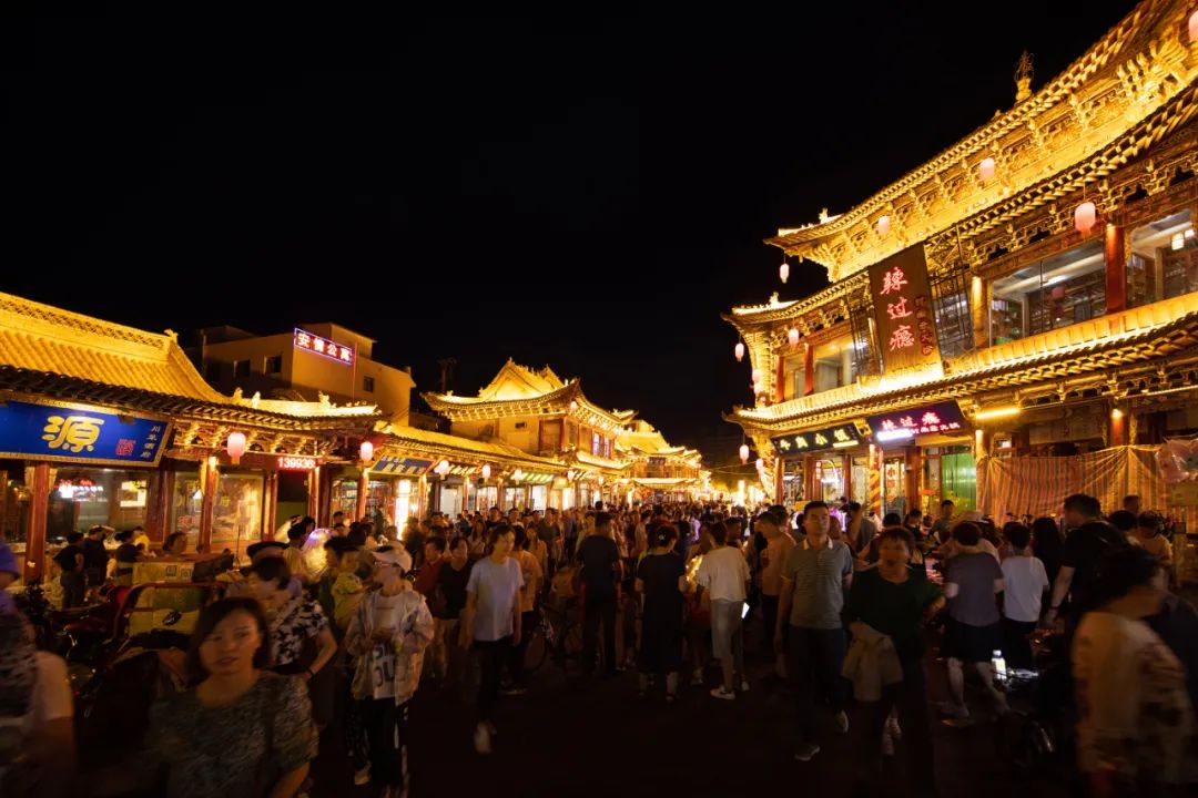 古風(fēng)、華美、浪漫、美味……現(xiàn)實版“清明上河圖”，就在這里！