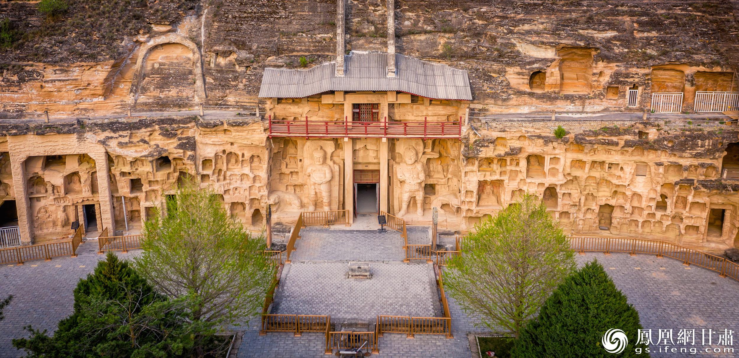 北石窟寺始建于北魏，經(jīng)多個朝代增修形成密集窟龕。北石窟寺文物保護研究所供圖